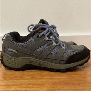 Merrell Kids Moab 2 Waterproof Hiking Shoes | Gray/Black Unisex